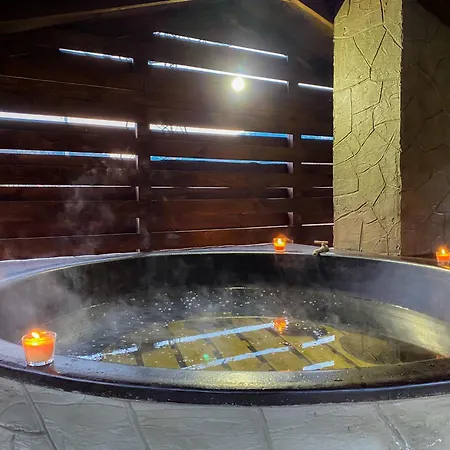 Greenwood מלון *